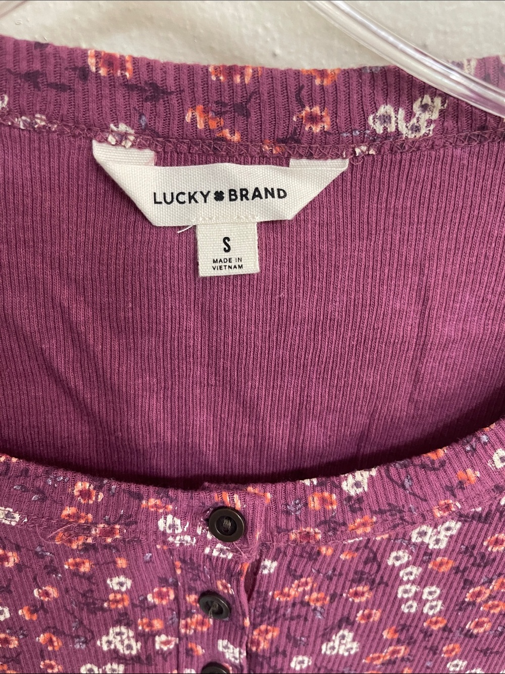 Women’s Floral Henley Long Sleeve top. - Picture 3 of 4